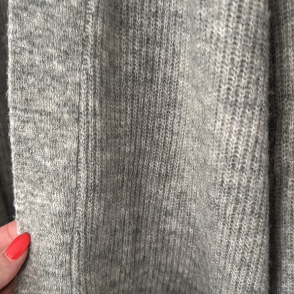 H&M Sweater Duster - Picture 2 of 5